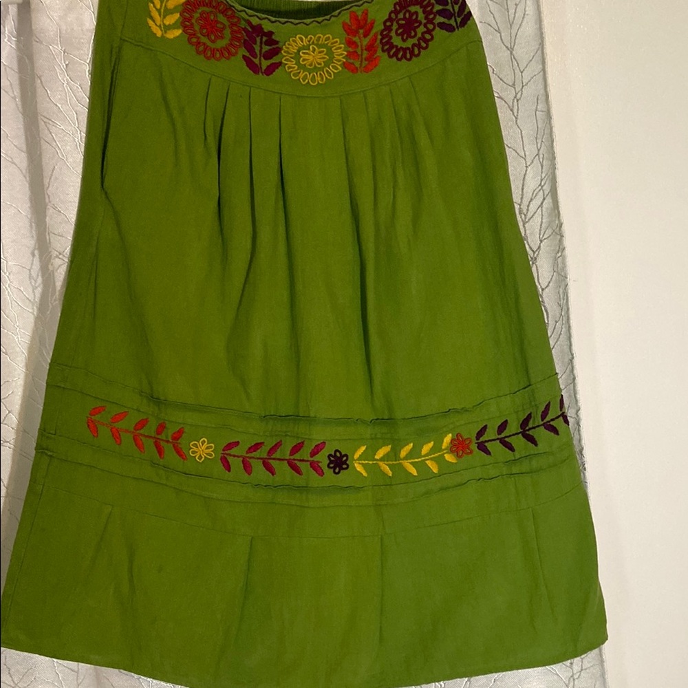 Green Embroidered Women's Skirt